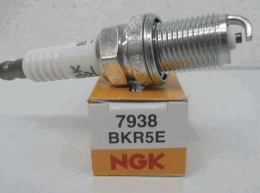 Свеча зажигания 7938 BKR5E NGK