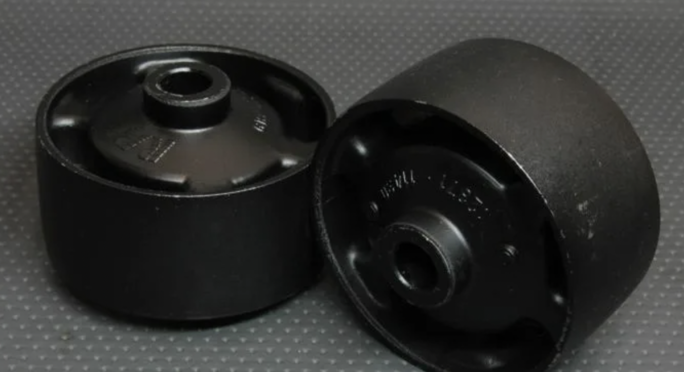 Сайлентблок задний LH T0930E RBI