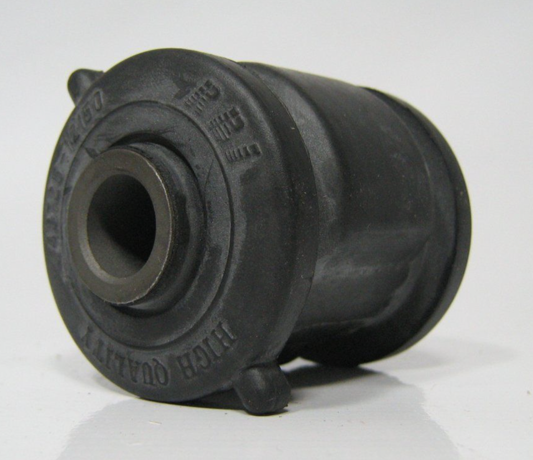 Сайлентблок задней балки T25302 RBI