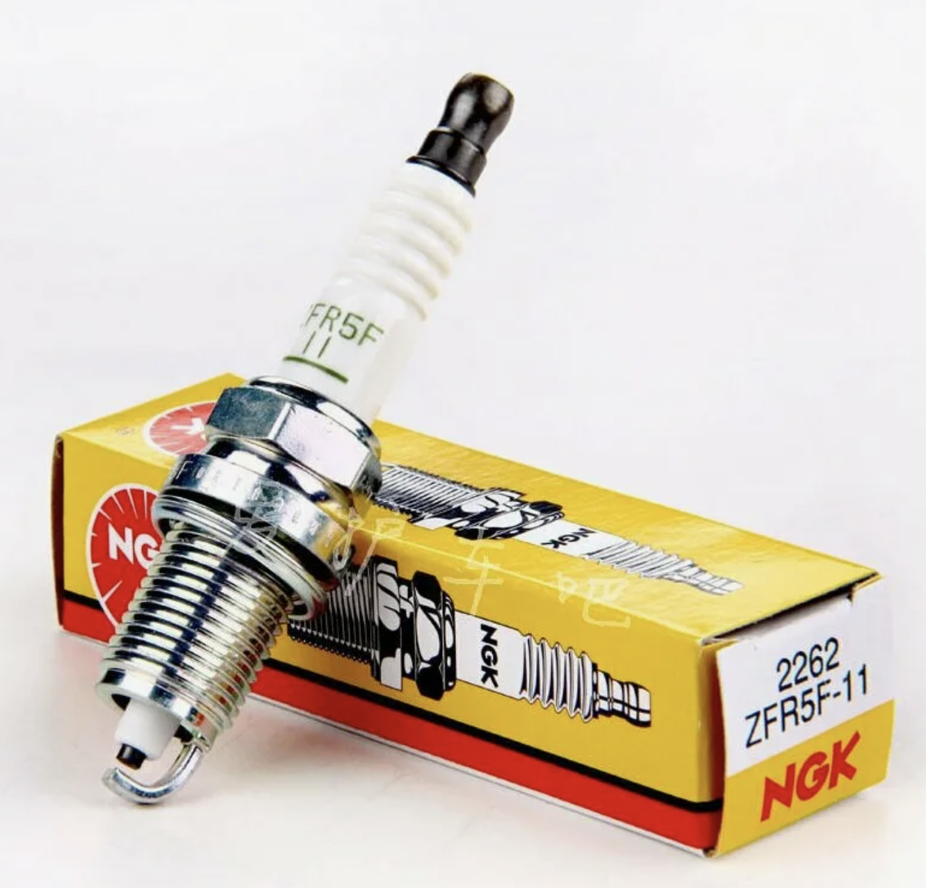 Свеча зажигания 2262 ZFR5F11 NGK